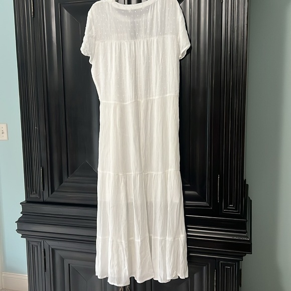 White summer dress - Picture 2 of 3